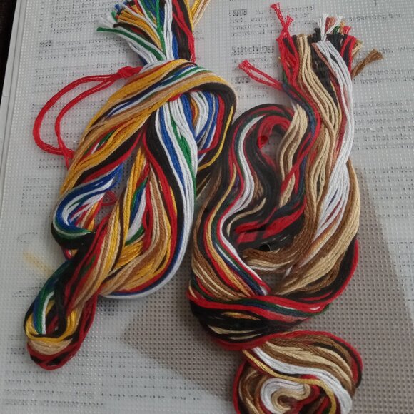 3/$35 - J & P Coats Plastic Canvas kit School Days 28099 for 5 frames - Picture 7 of 7